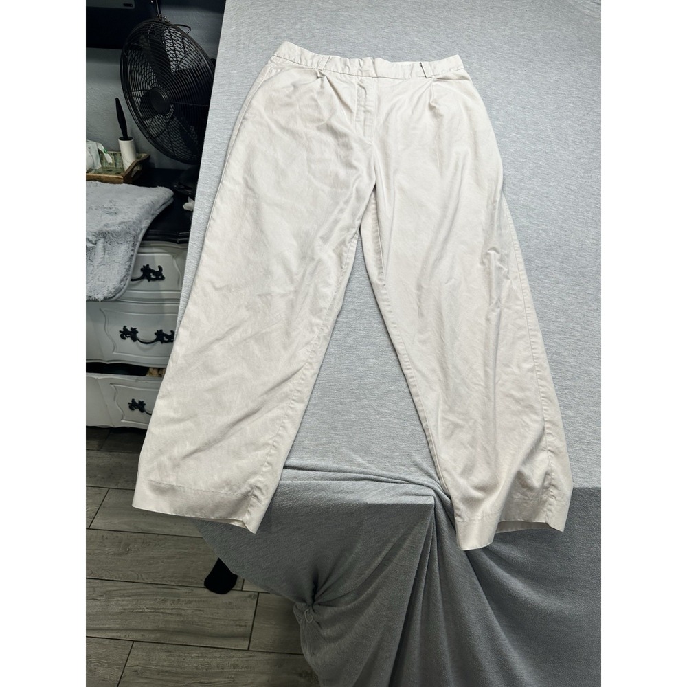 MNG Mango Women's Khaki‎ Capri Pants 10